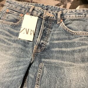 Zara Women’s Classic Blue Straight Jeans